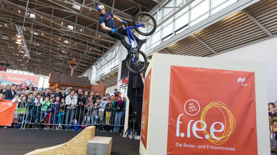 Bike-Trial-Profi Danny MacAskill im Gespräch